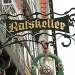 Отель Ratskeller Wiedenbrueck 4*