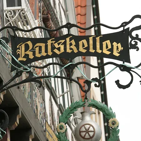 Hotel Ratskeller Wiedenbrueck 4*
